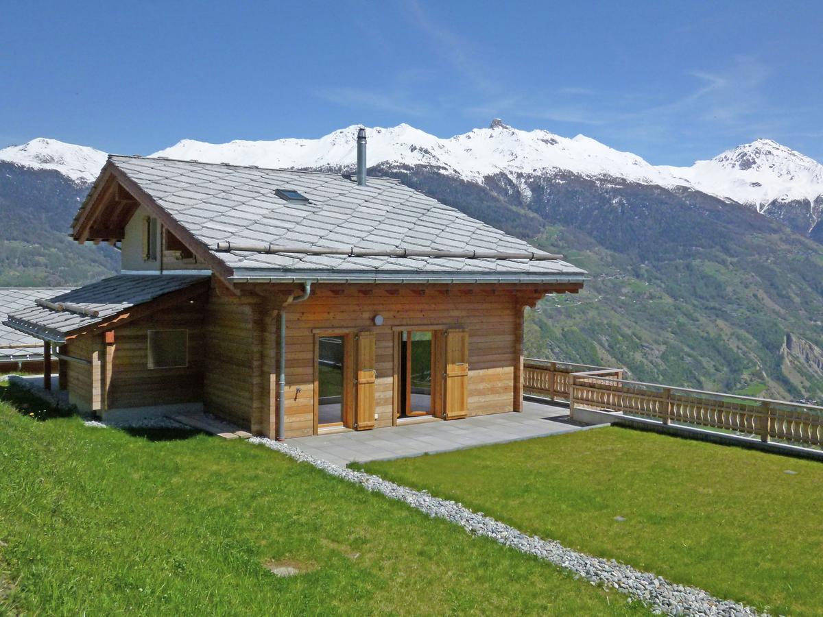 Mountain-View Chalet In Heremence With Terrace Dış mekan fotoğraf